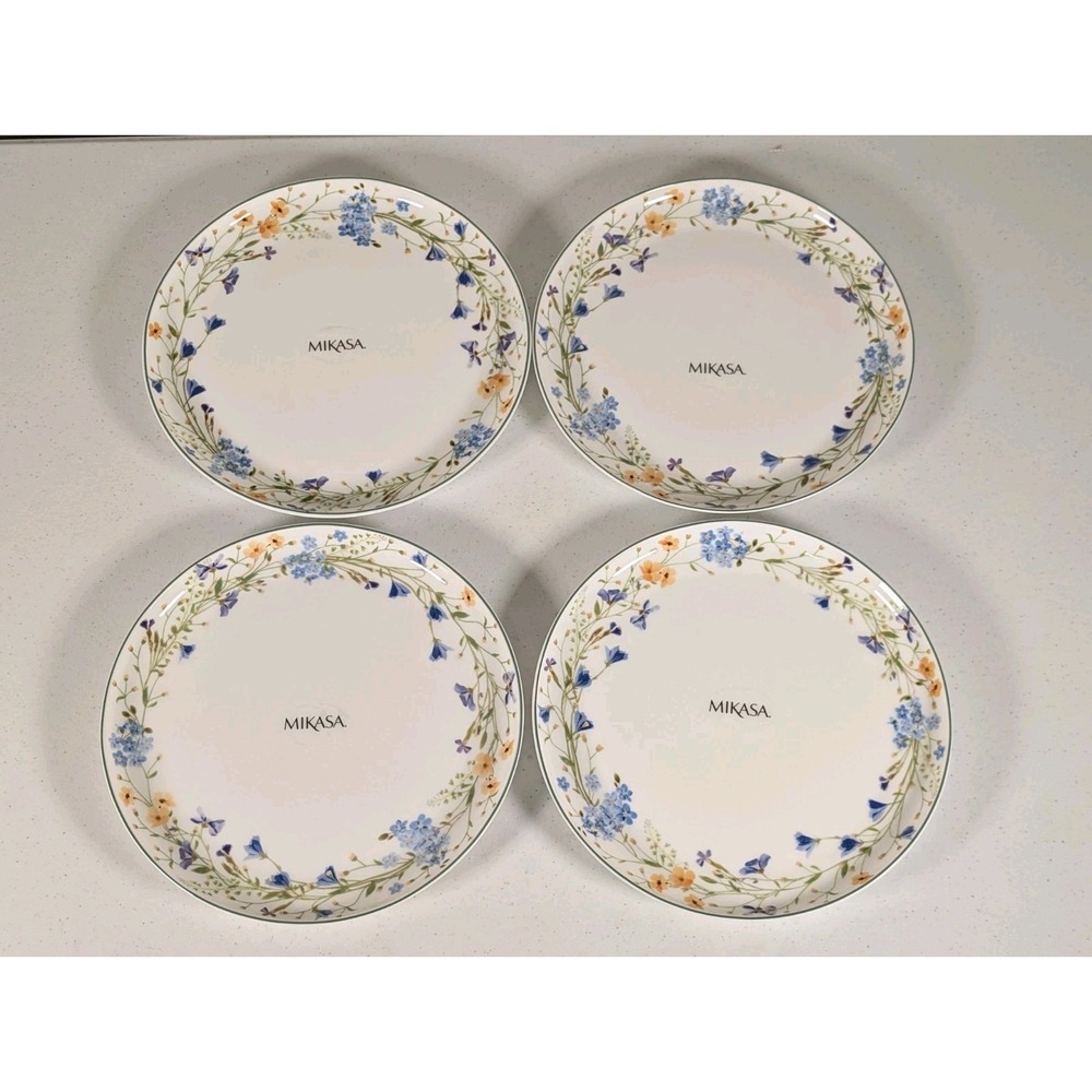 New Mikasa Quinn Salad Plates 9" Set of 4 Bone China White Garden Flowers New - Picture 3 of 9